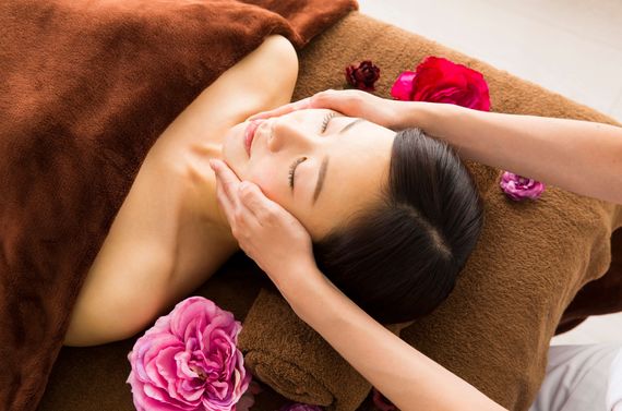 春日部でフェイシャルケアなら当サロンは小顔効果があります